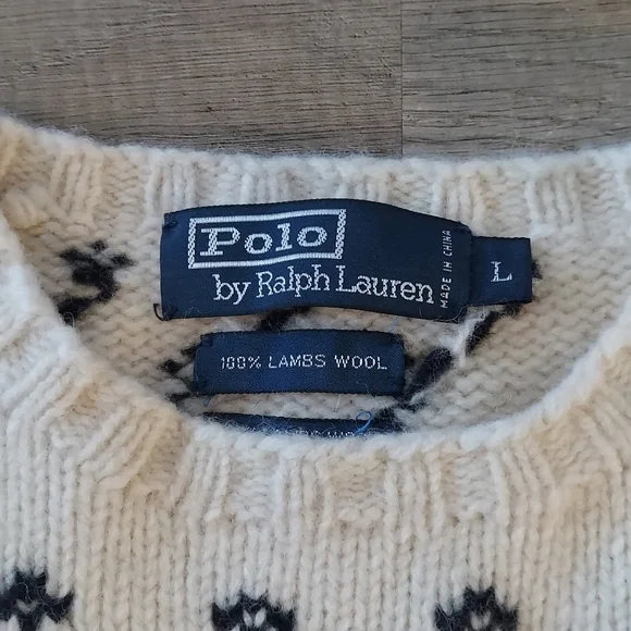 SOLD Vintage Polo Ralph Lauren Reindeer Holiday Ski Sweater Large - Picture 6 of 9